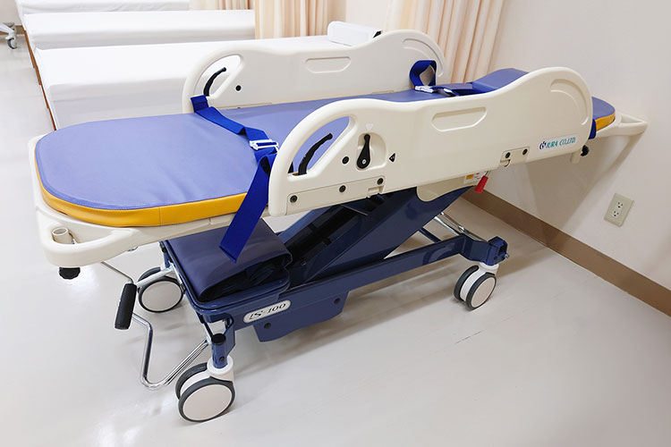 ストレッチャー